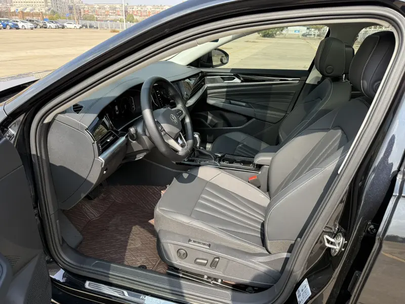Volkswagen Passat — фото 8