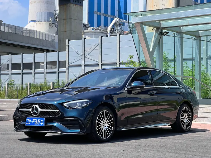 Mercedes-Benz C-Class — фото 1
