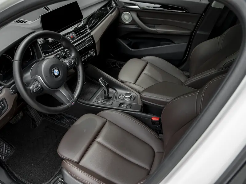BMW X1 — фото 10