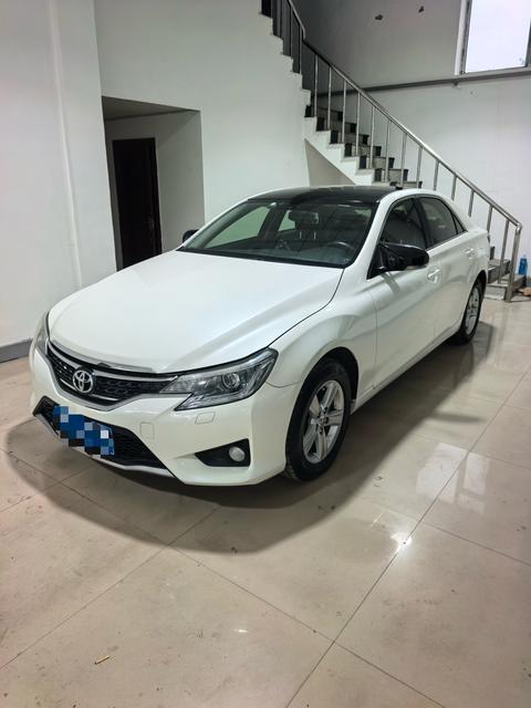 Toyota Reiz, 2013 год