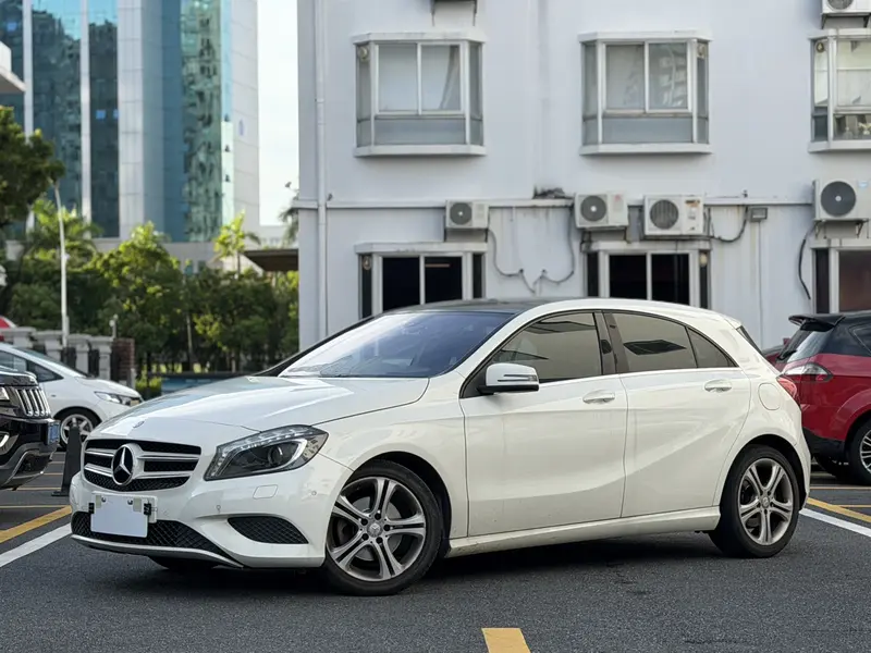 Mercedes-Benz A-Class — фото 1