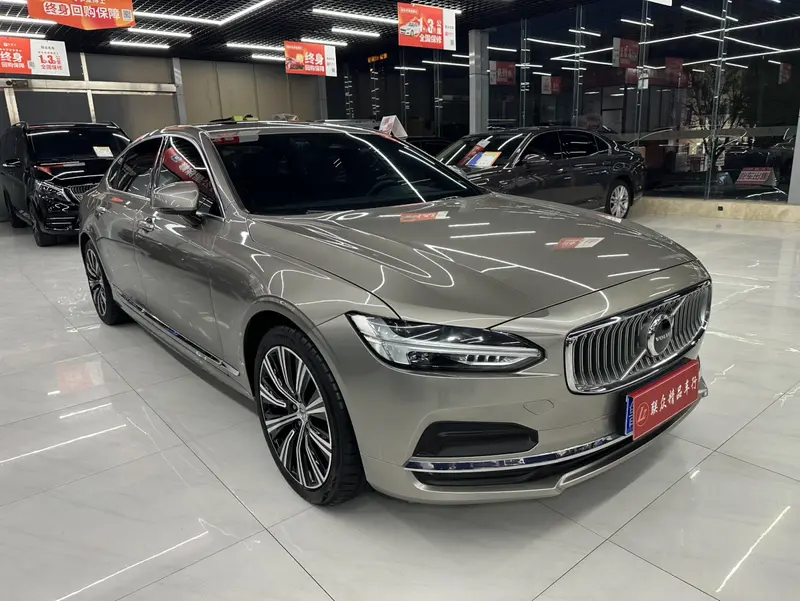 Volvo S90 — фото 3