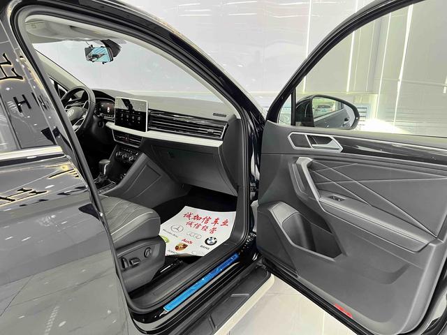 Volkswagen Tiguan L id 4392334 из Китая 11
