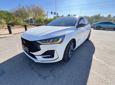 Ford Focus, 2022 год