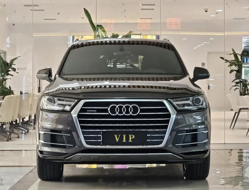 Audi Q7 — фото 2