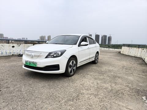 Dongfeng Aeolus E70