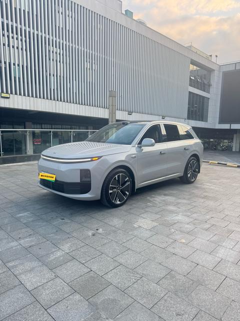 Li Auto L6