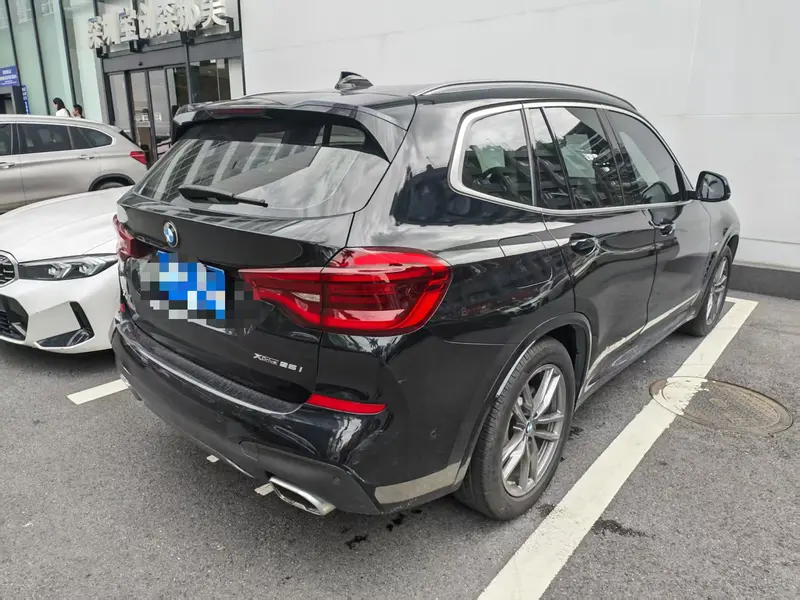 BMW X3 xDrive25i M спортпакет — фото 2