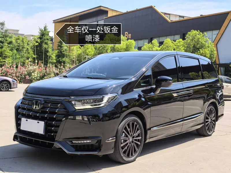 Honda Elysion 2.0 L e:HEV Luxury