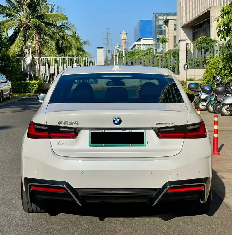 BMW i3 — фото 5