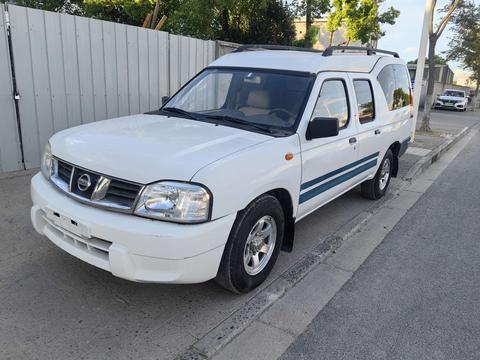 Nissan D22