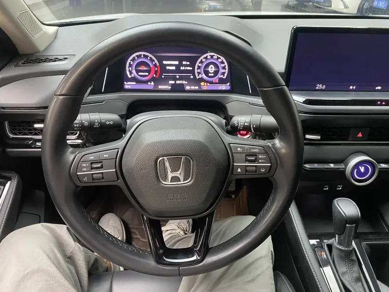 Honda Inspire — фото 7