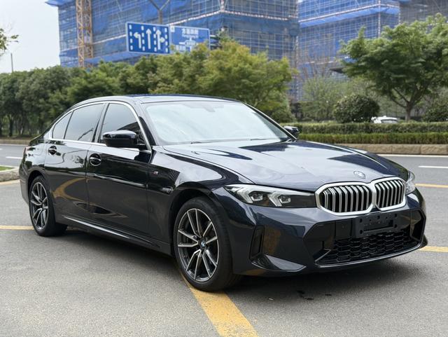 BMW 3 series 2024 Черный из Китая, фото 6