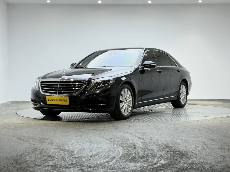 Mercedes-Benz S-Class — фото 1
