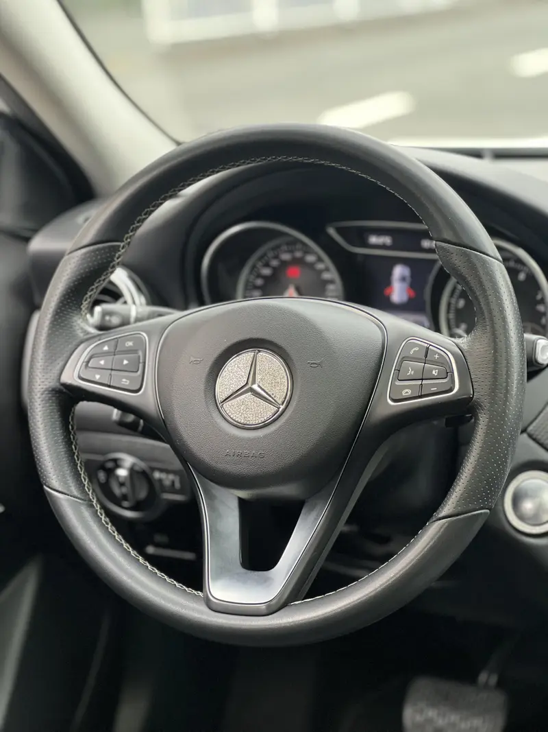 Mercedes-Benz GLA 200 стиль — фото 10