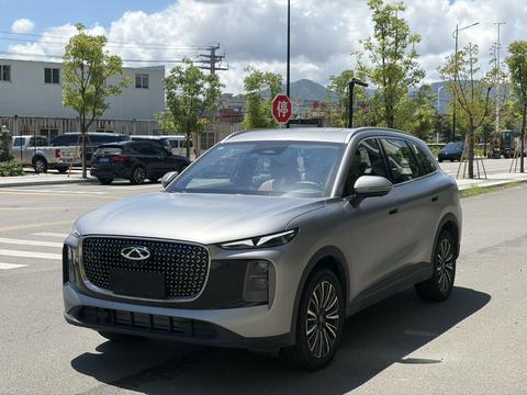 Chery Tiggo 8