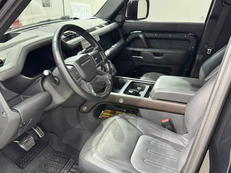 Land Rover Defender — фото 13