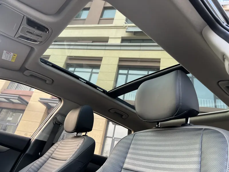 Kia Sportage — фото 10