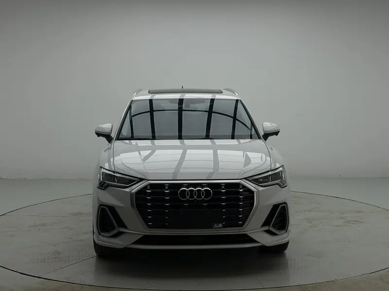 Audi Q3 — фото 2