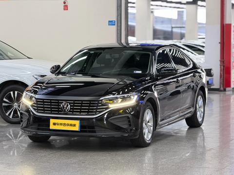 Volkswagen Passat 2022 280TSI