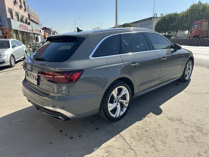 Audi A 4 Avant 40 TFSI — фото 7