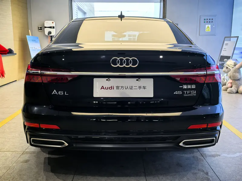 Audi A6L — фото 5