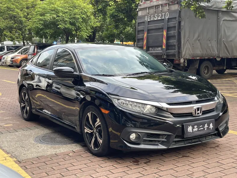 Honda Civic 220TURBO CVT премиум — фото 3