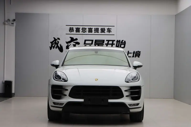 Porsche Macan Turbo 3.6 T — фото 2