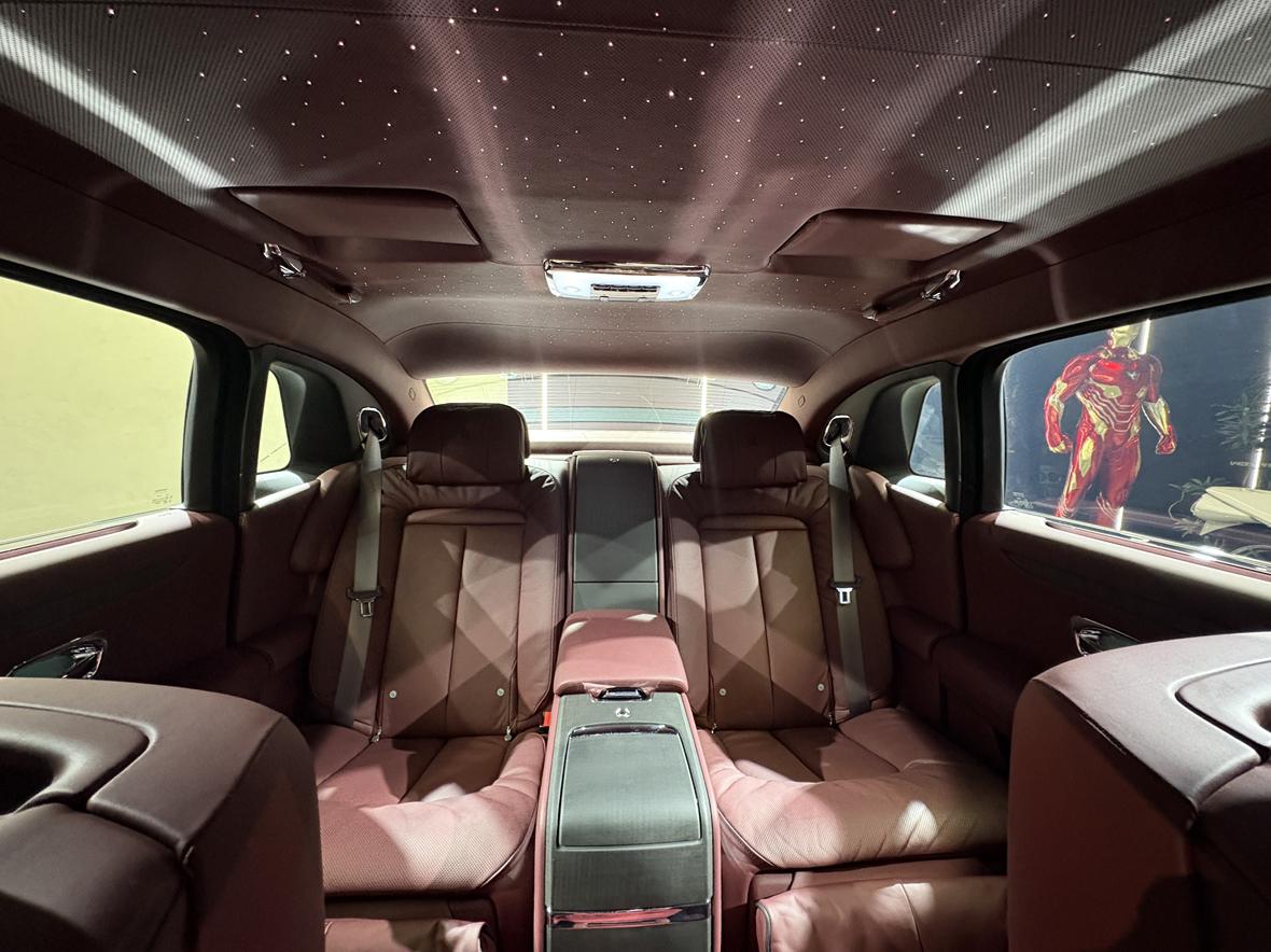 Rolls-Royce Ghost: фотография 28 из 28