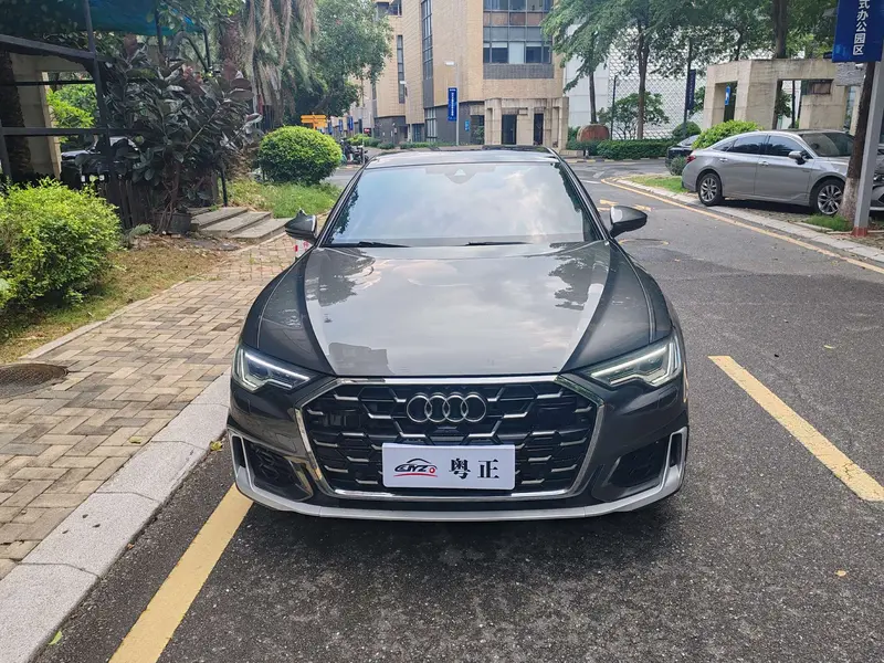 Audi A6L 55 TFSI quattro динамик — фото 2