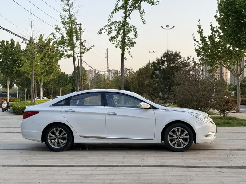 Hyundai Sonata — фото 7