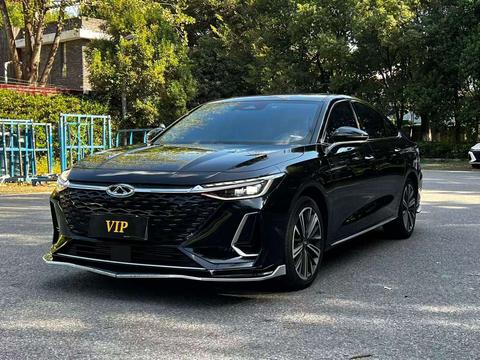 Chery Arrizo 8