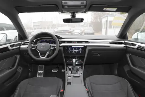 优雅藏于形,克制显于心|大众CC外观内饰设计解析-7号科技