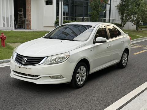 Автомобиль #933093 630 2014 1.5L AT Comfort