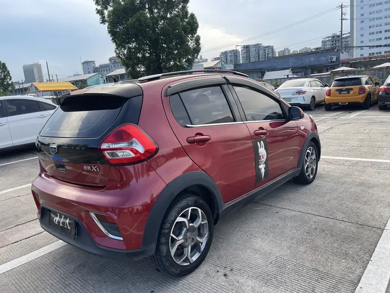 Geely Vision X1 — фото 7