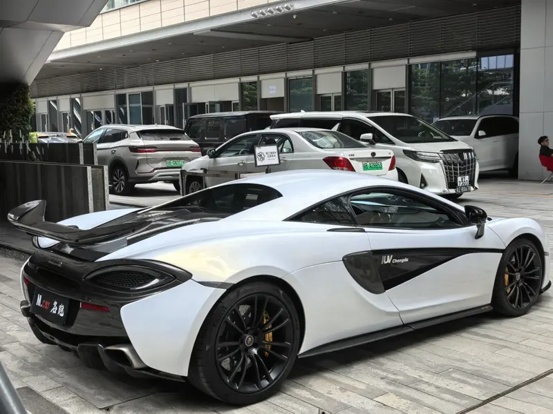 McLaren 570S — фото 7