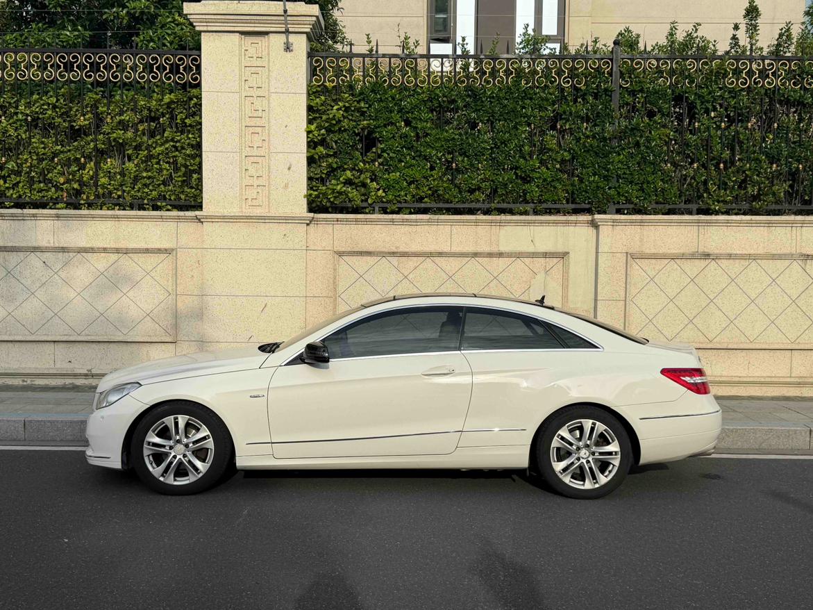 Mercedes-Benz E-Class E 2011 E 260 CGI Coupe