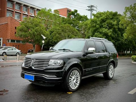 Lincoln Navigator