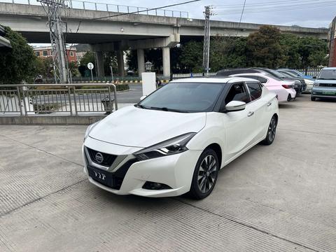 Nissan Lannia