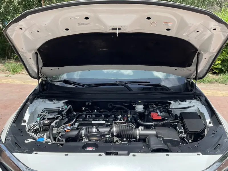 Honda Accord — фото 10