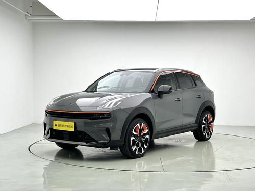 Lynk & Co 06