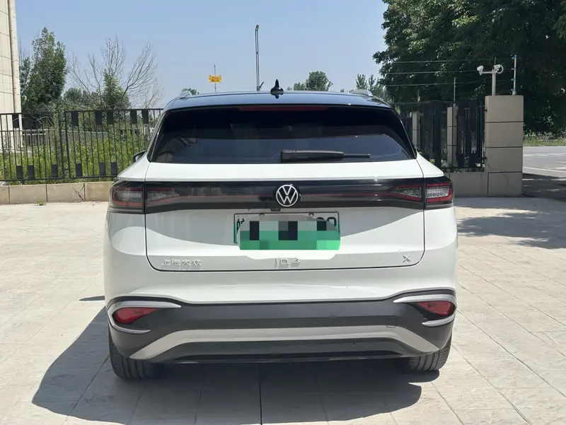 Volkswagen ID.4 X — фото 5