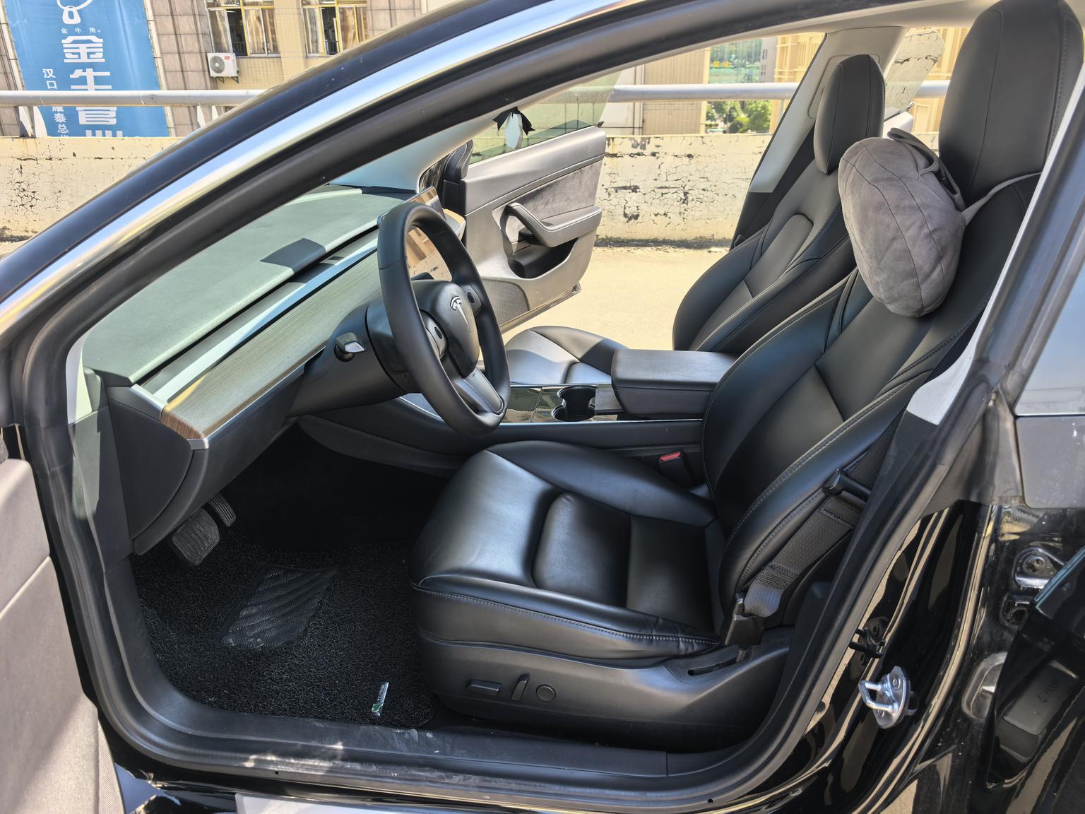 Tesla Model 3 — фотографии объявления, Фото 11