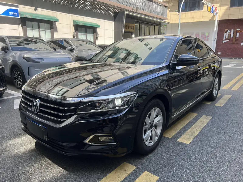 Volkswagen Passat 280 TSI VI