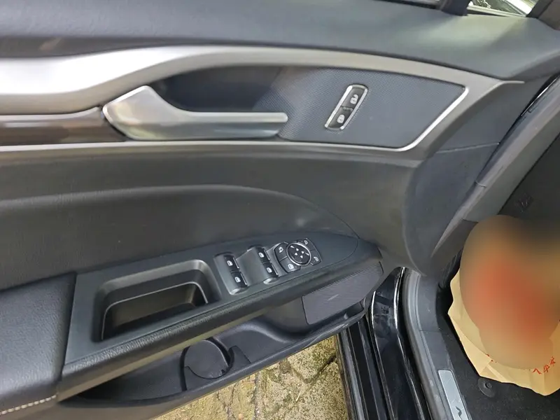 Ford Mondeo EcoBoost 180 стиль — фото 14