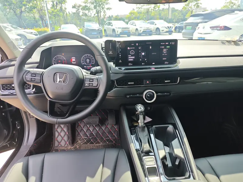 Honda Inspire — фото 6