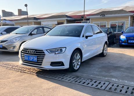 Audi A3 2019 Limousine 35 TFSI Fashion V