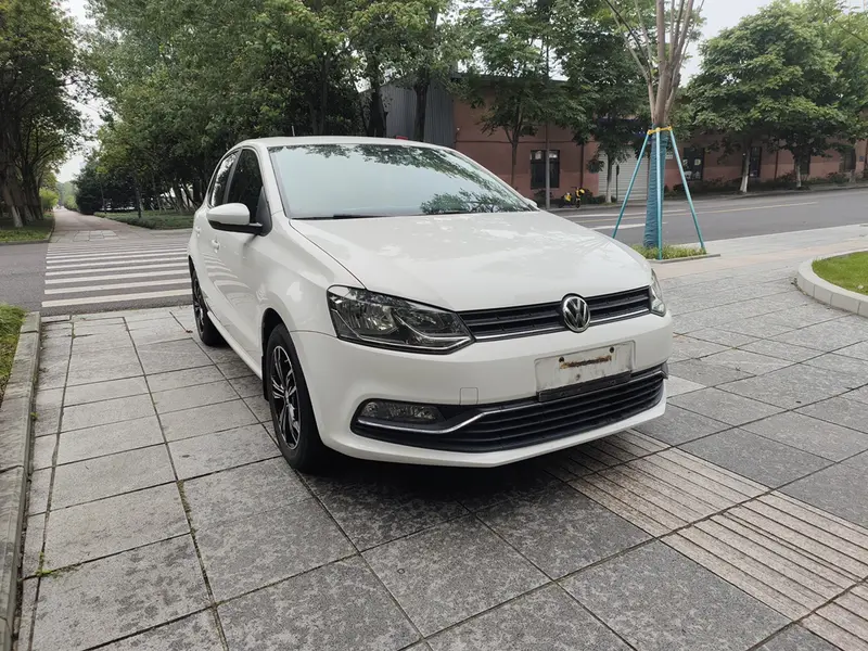 Volkswagen Polo — фото 3