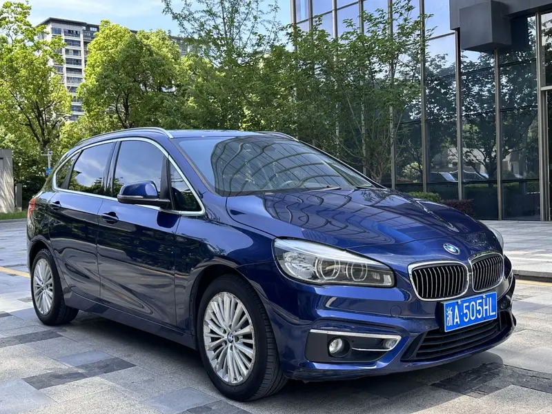 BMW 2 Xi Lv Xing Che — фото 3