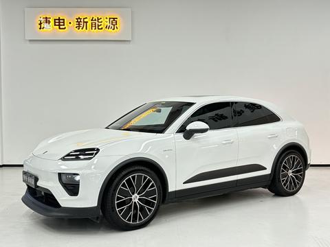 Porsche Macan EV